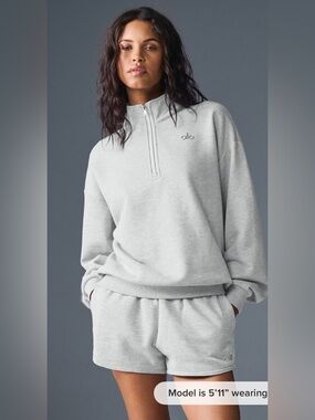 ALO Yoga Athletic Heather Grey Accolade 1/4 Zip Pullover